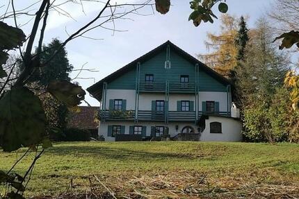 Zwei herrlich Bergbauern Höfe