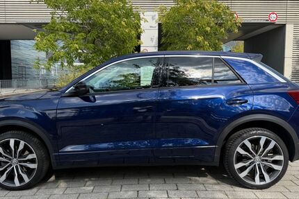 VW T-Roc 111.700 km 16.800 &euro; Frankfurt am Main 60486