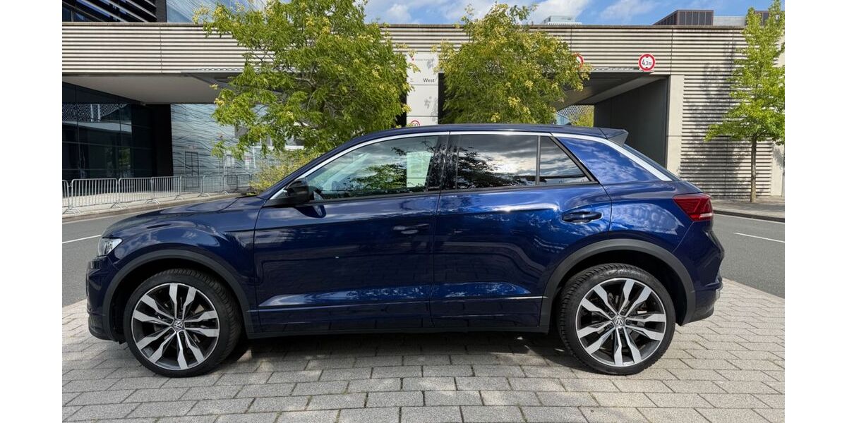 VW T-Roc 111.700 km 16.800 &euro; Frankfurt am Main 60486