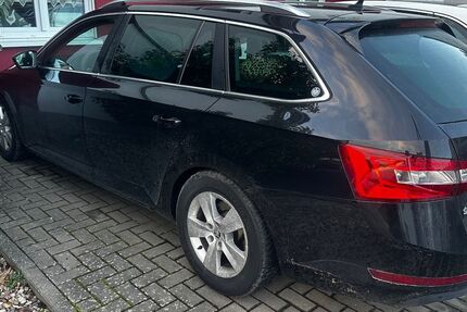 Skoda Superb 118.900 km 14.000 &euro; Seligenstadt 63500