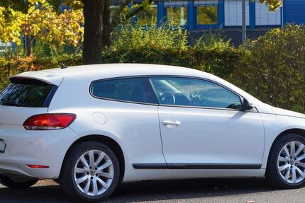 VW Scirocco 230.999 km 4.350 &euro; Frankfurt am Main 60438