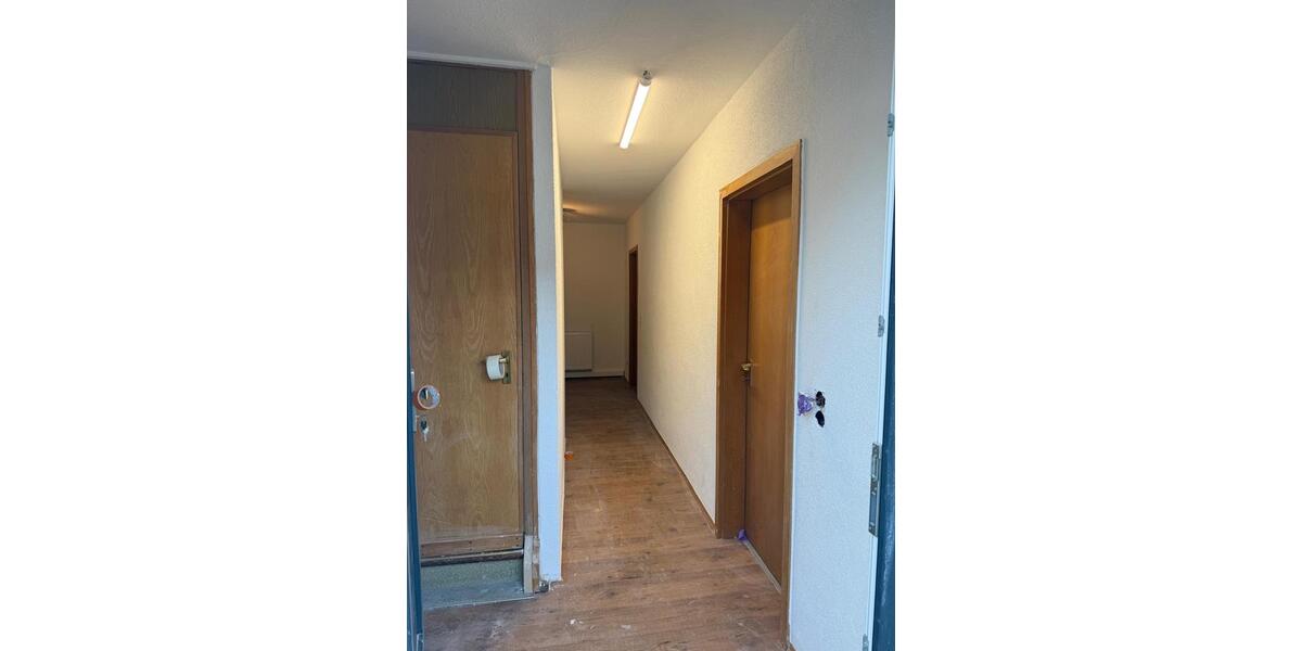 Etagenwohnung Riedstadt - 5.5 Zimmer, 130 m&sup2;, 1.390&euro; | Angebot:26410129