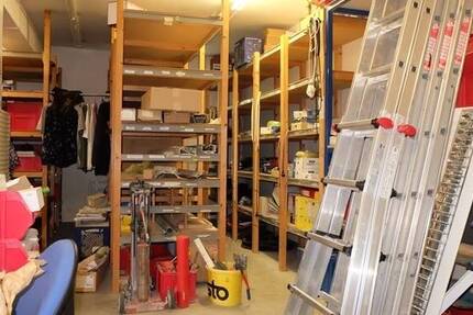 +++ Handwerkerhaus mit Lager, Büro und Wohnunraum in Bestlage+++ zimmer