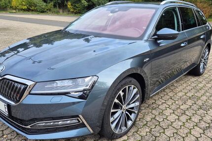 Skoda Superb 139.000 km 19.500 € Wiesbaden 65189