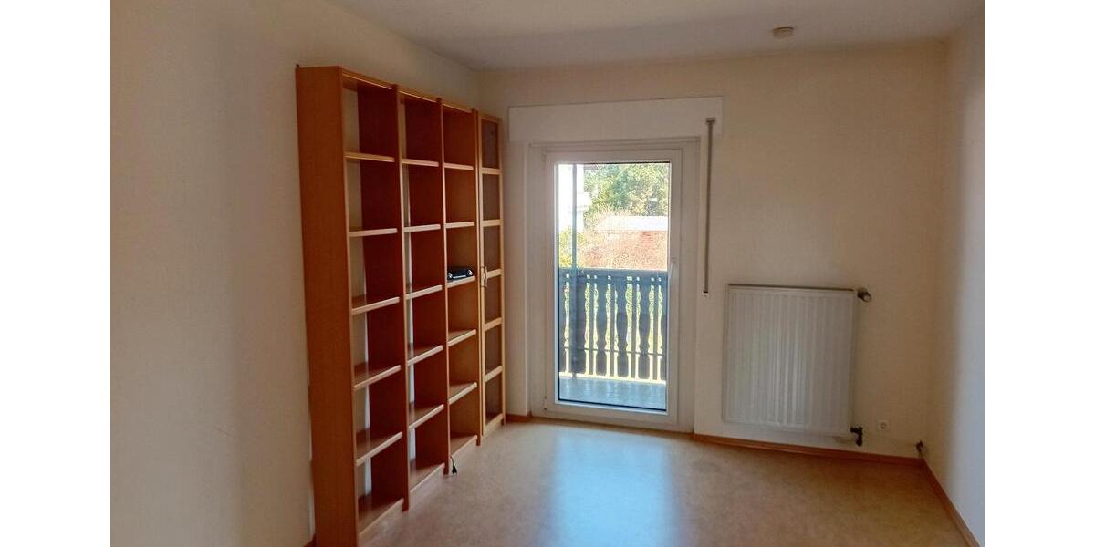 Etagenwohnung Lorsch - 3 Zimmer, 90 m&sup2;, 1.250&euro; | Angebot:25403287