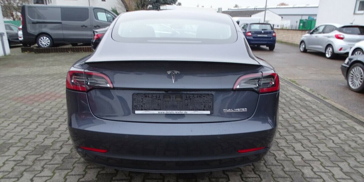 Tesla Model 3 Performance 38.031 km 31.890 &euro; Rodgau 63110