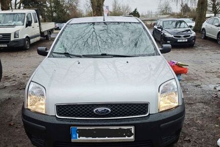 Ford Fusion 104.500 km 3.899 &euro; Frankfurt 60386