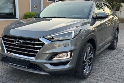 Hyundai TUCSON 55.000 km 21.900 &euro; Gernsheim 64579