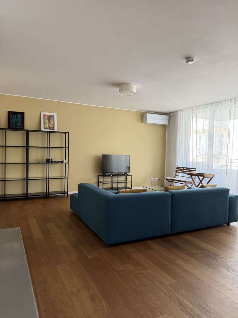 Wohnung zum Mieten in Frankfurt 2.600 € 104 m² 3 zimmer