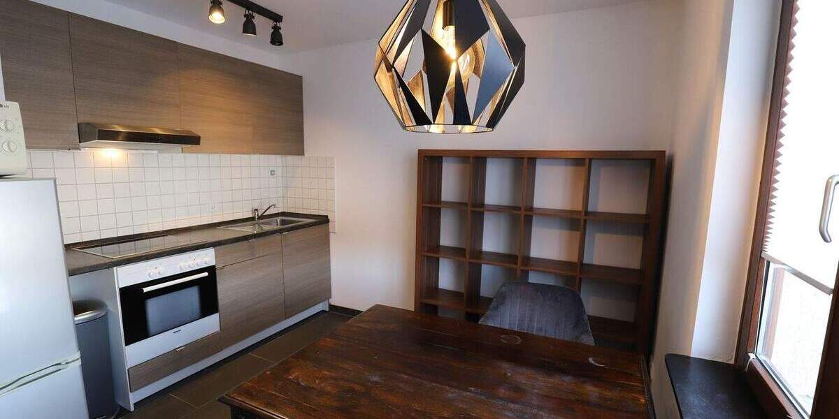 **VISTA Immobilien** Voll Möbliert - Moderne Etagenwohnung mit Balkon in Innenstadt-Lage 1 zimmer