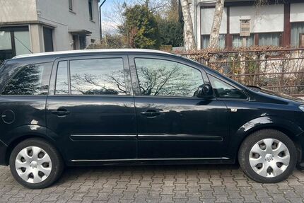 Opel Zafira 132.528 km 5.500 &euro; Darmstadt 64297