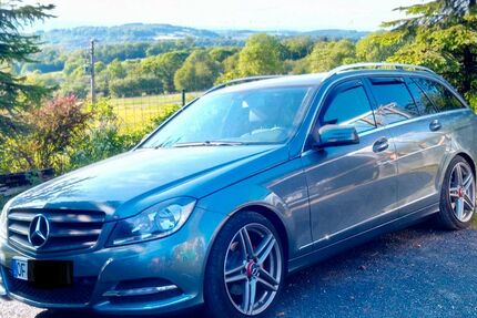 Mercedes-Benz C 250 220.000 km 9.000 &euro; Offenbach 63073
