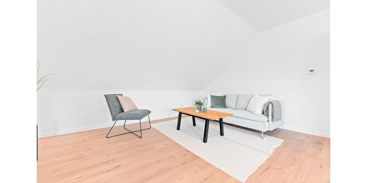 Dachgeschoßwohnung Hofheim am Taunus - 2.5 Zimmer, 57 m&sup2;, 199.000&euro; | Angebot:24820248