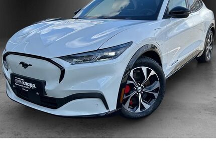 Ford Mustang Mach-E 50.283 km 34.990 € Bensheim 64625