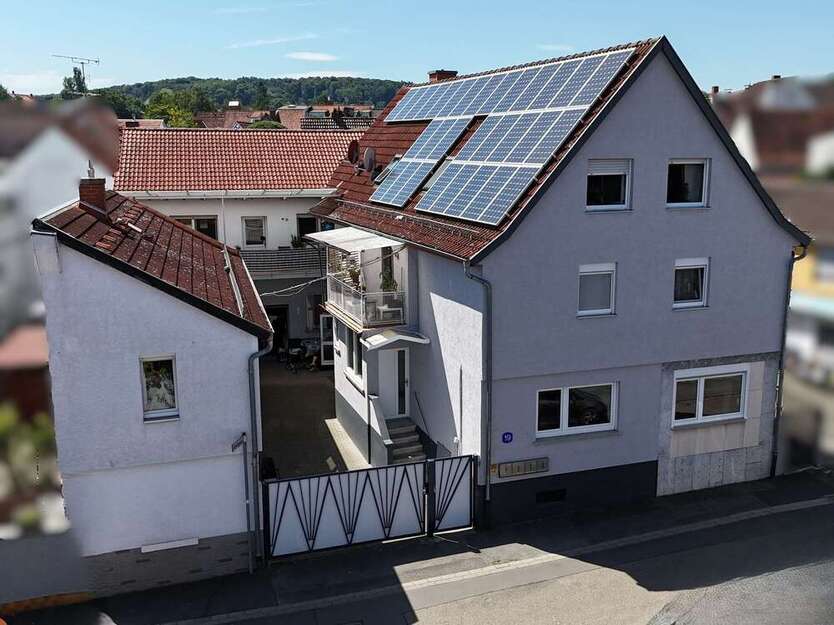 Haus zum Kaufen in Roßdorf 649.000 € 399 m²