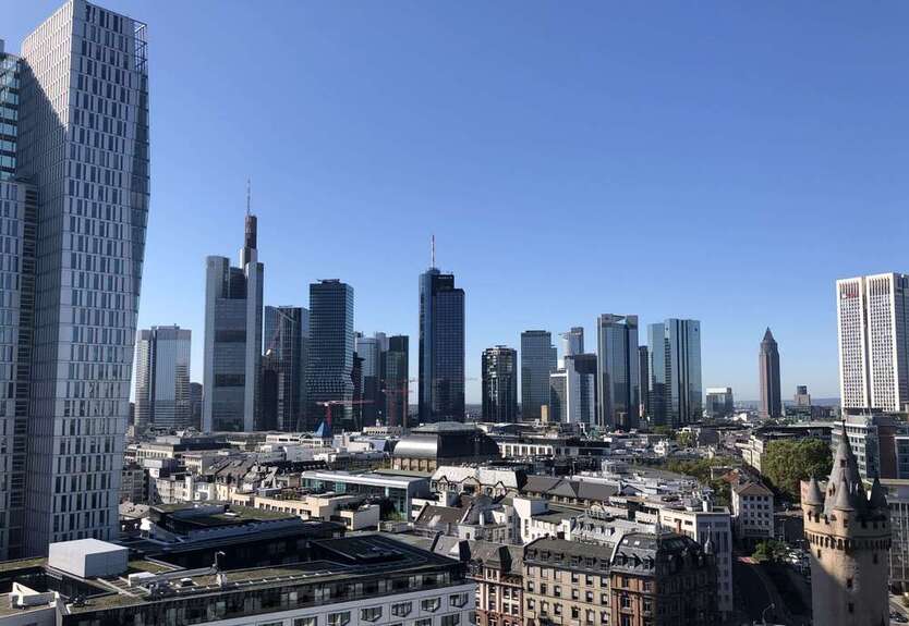 Wohnung zum Mieten in Frankfurt am Main 2.000 € 82 m² 2 zimmer