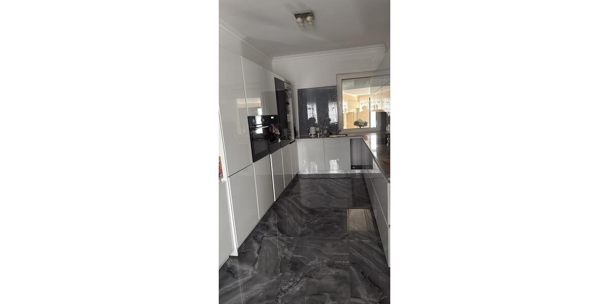 Einfamilienhaus Dietzenbach - 7 Zimmer, 255 m&sup2;, 495.000&euro; | Angebot:27098036