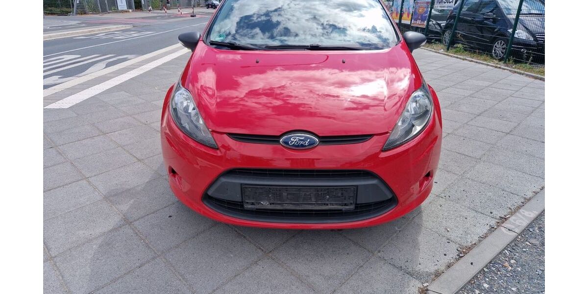 Ford Fiesta 84.000 km 1.990 &euro; Frankfurt 60486