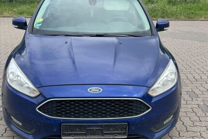 Ford Focus 290.000 km 3.399 &euro; Bickenbach 64404