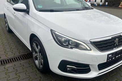 Peugeot 308 80.000 km 10.990 &euro; Heppenheim 64646