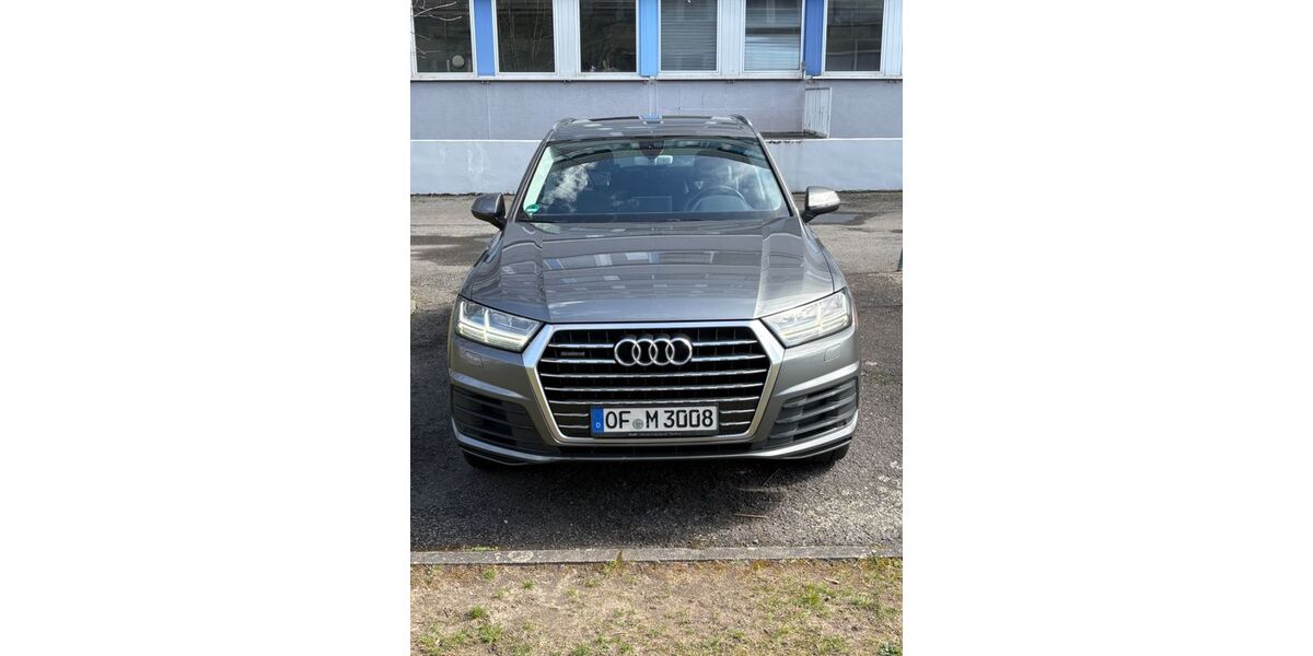 Audi Q7 188.702 km 24.400 &euro; Offenbach am Main 63067
