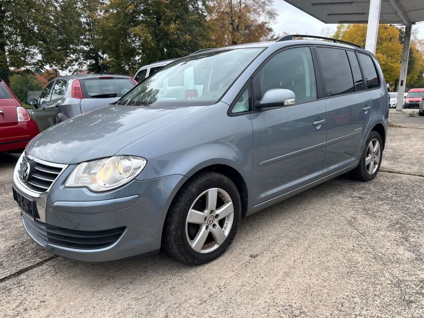 VW Touran 240.000 km 3.499 € Rossdorf 64380