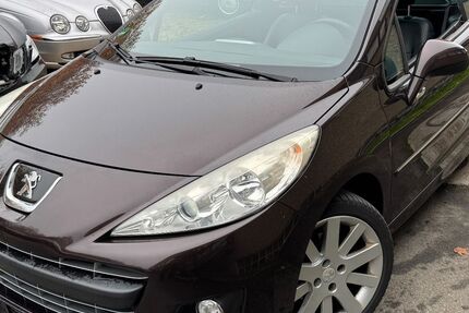 Peugeot 207 218.000 km 3.999 &euro; Frankfurt am Main 65933