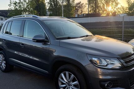 VW Tiguan 90.000 km 16.500 &euro; Rüsselsheim 65428