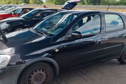 Opel Corsa 187.000 km 2.000 € Rüsselsheim 65428