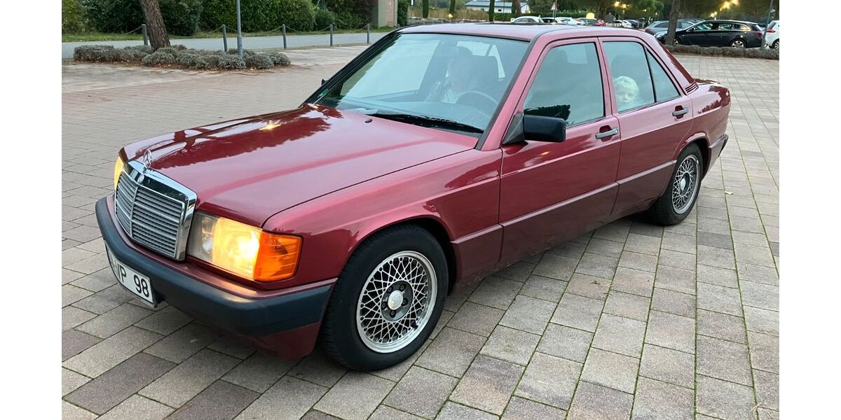 Mercedes-Benz 190 153.503 km 7.990 &euro; Büttelborn-Worfelden 64572