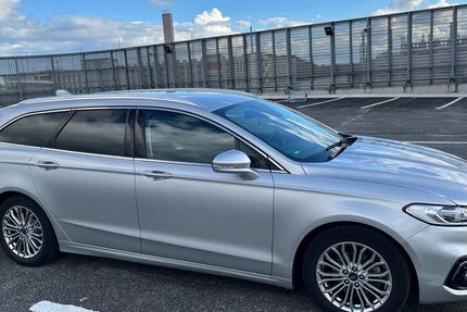 Ford Mondeo 124.000 km 11.000 &euro; Frankfurt am Main 65933