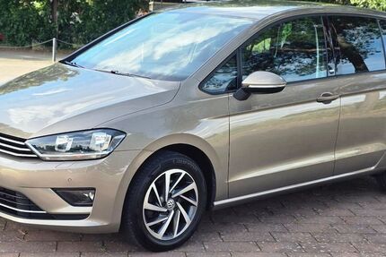 VW Golf Sportsvan 118.500 km 12.980 &euro; Büttelborn 64572