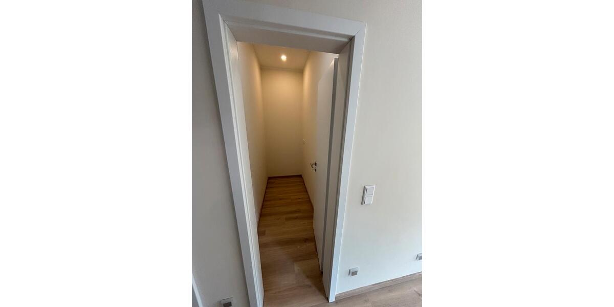 Erdgeschoßwohnung Bischofsheim - 1 Zimmer, 40 m&sup2;, 900&euro; | Angebot:25902123