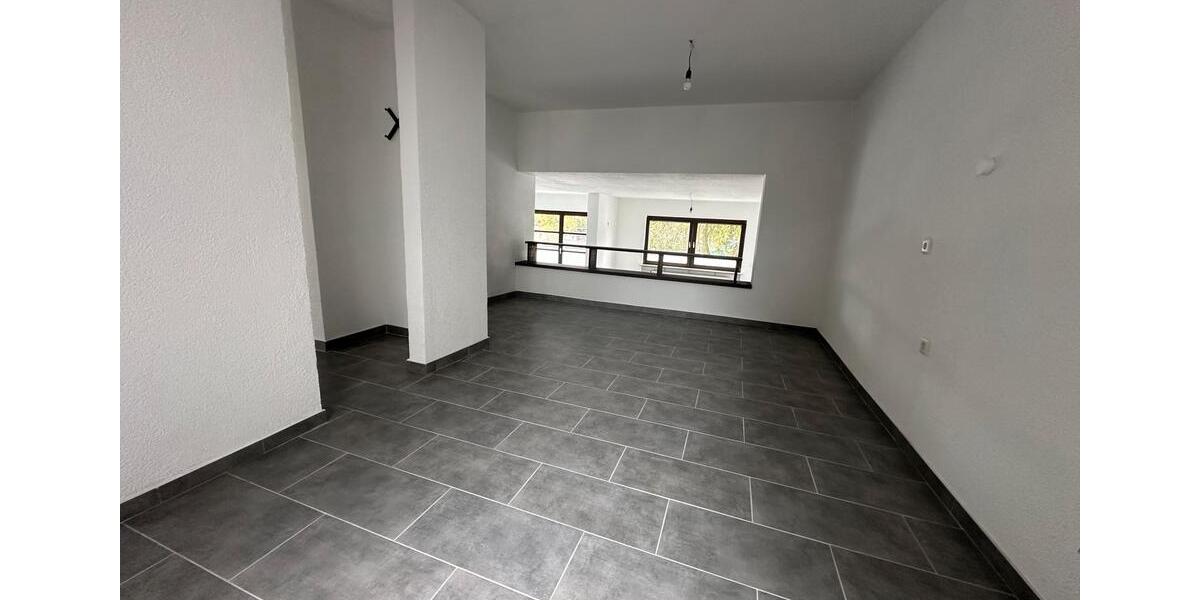Einfamilienhaus Weiterstadt - 10 Zimmer, 370 m&sup2;, 775.000&euro; | Angebot:26338415