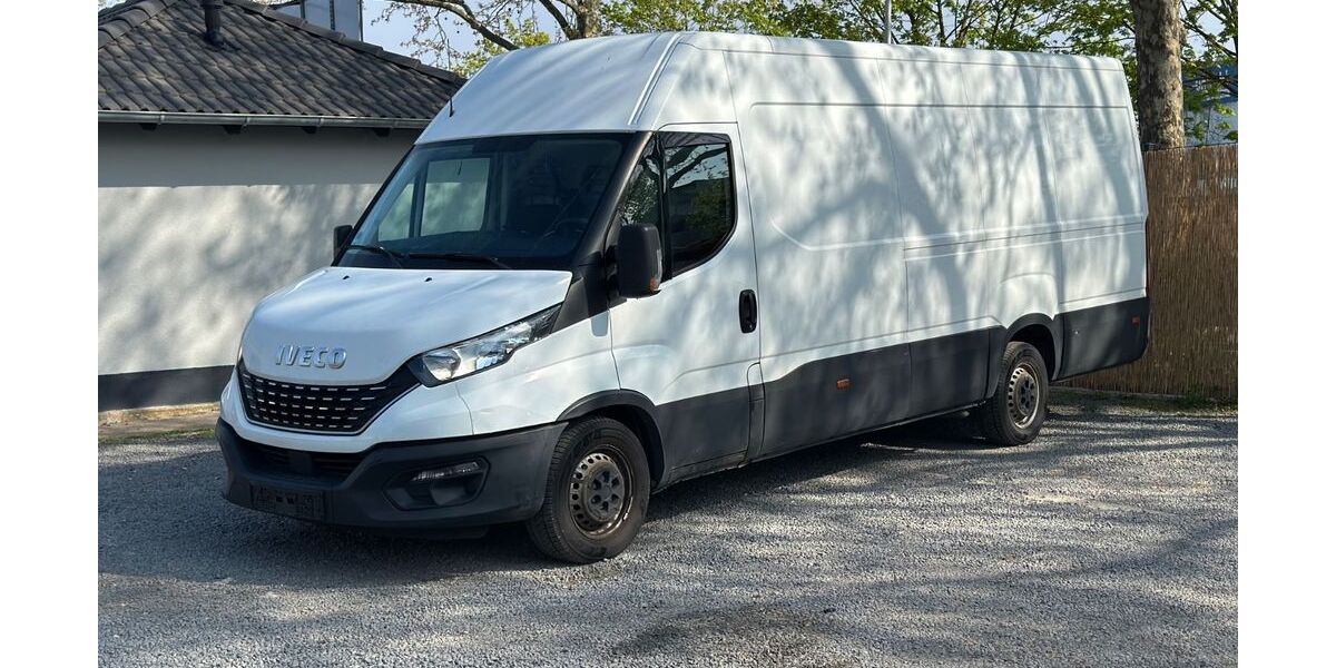 IVECO Andere 182.000 km 13.990 &euro; Darmstadt 64293