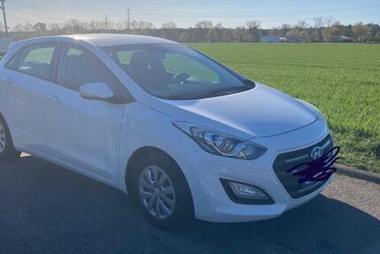 Hyundai i30 142.500 km 7.199 &euro; Babenhausen 64832