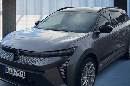 Renault Scenic E-TECH 9.500 km 39.990 &euro; Frankfurt / Main 60314