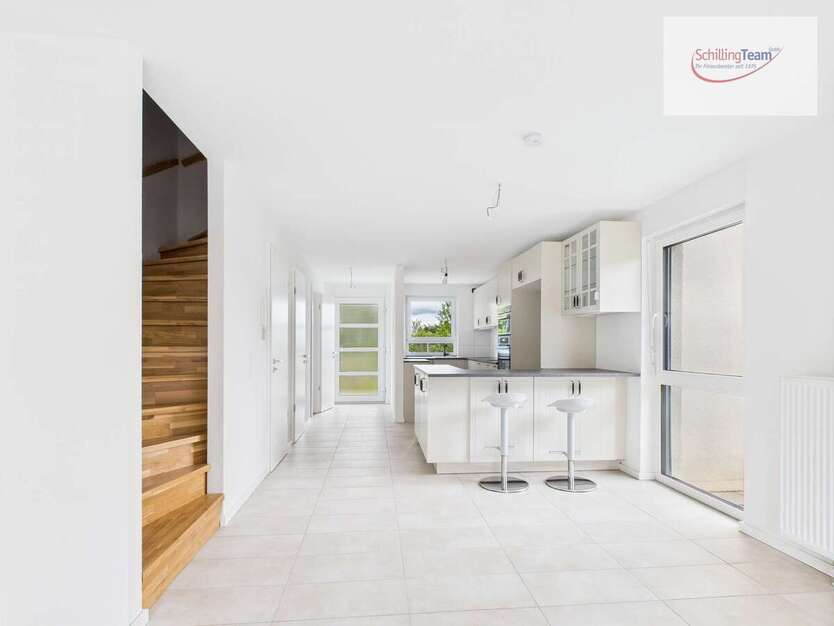 Haus zum Mieten in Dietzenbach 2.350 € 128 m² 5 zimmer