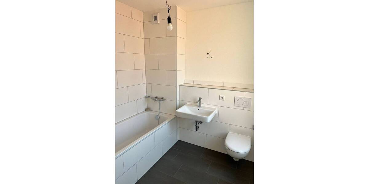 Etagenwohnung Frankfurt am Main Schwanheim - 3 Zimmer, 79 m&sup2;, 1.400&euro; | Angebot:26309033