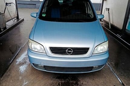 Opel Zafira 185.000 km 1.700 &euro; Rüsselsheim 65428
