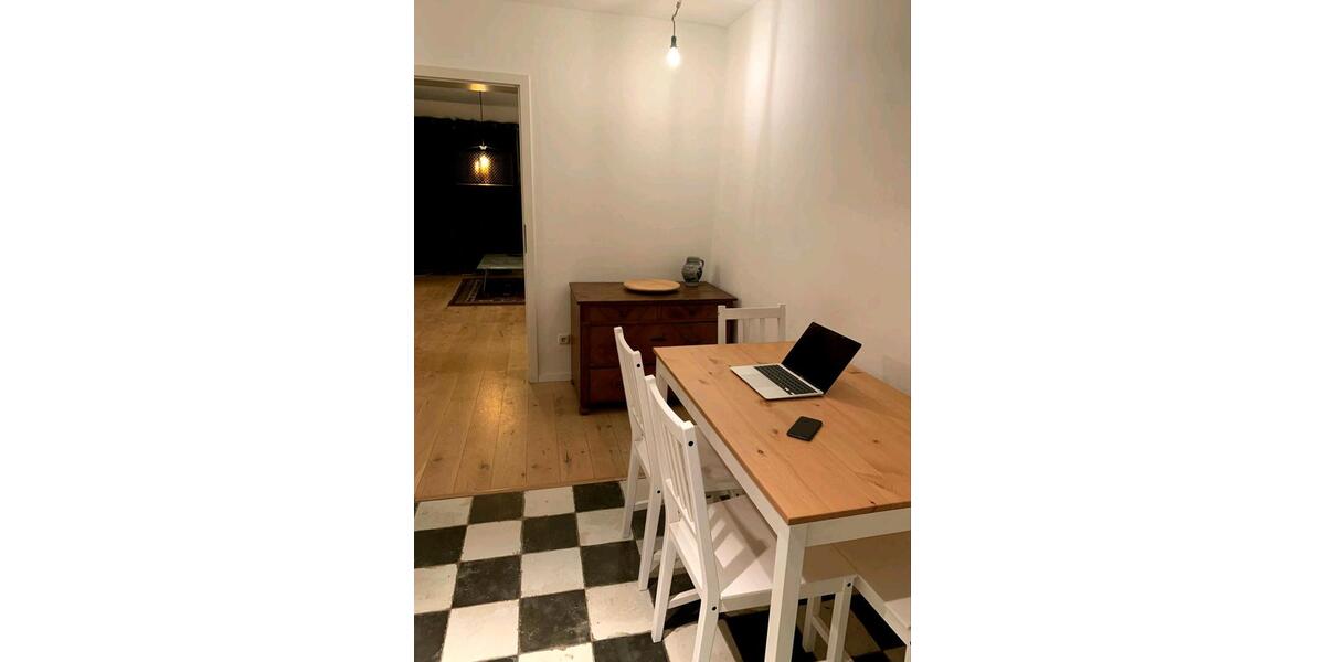 Etagenwohnung Frankfurt am Main Ostend - 2 Zimmer, 50 m&sup2;, 1.380&euro; | Angebot:25589182