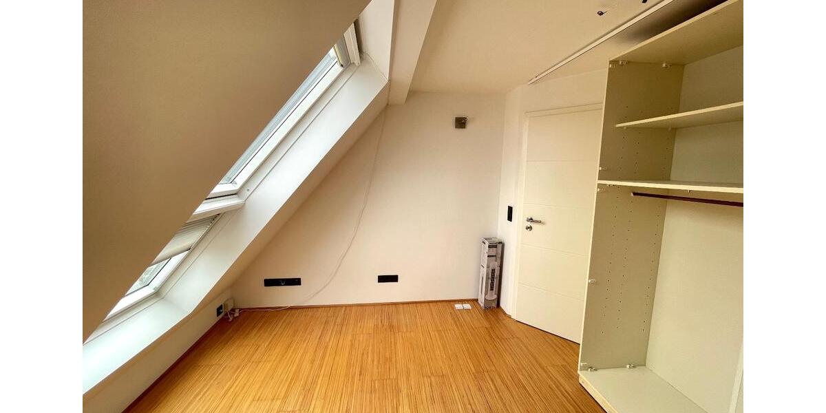 Dachgeschoßwohnung Darmstadt Bessungen - 3 Zimmer, 42 m&sup2;, 240.000&euro; | Angebot:25959136