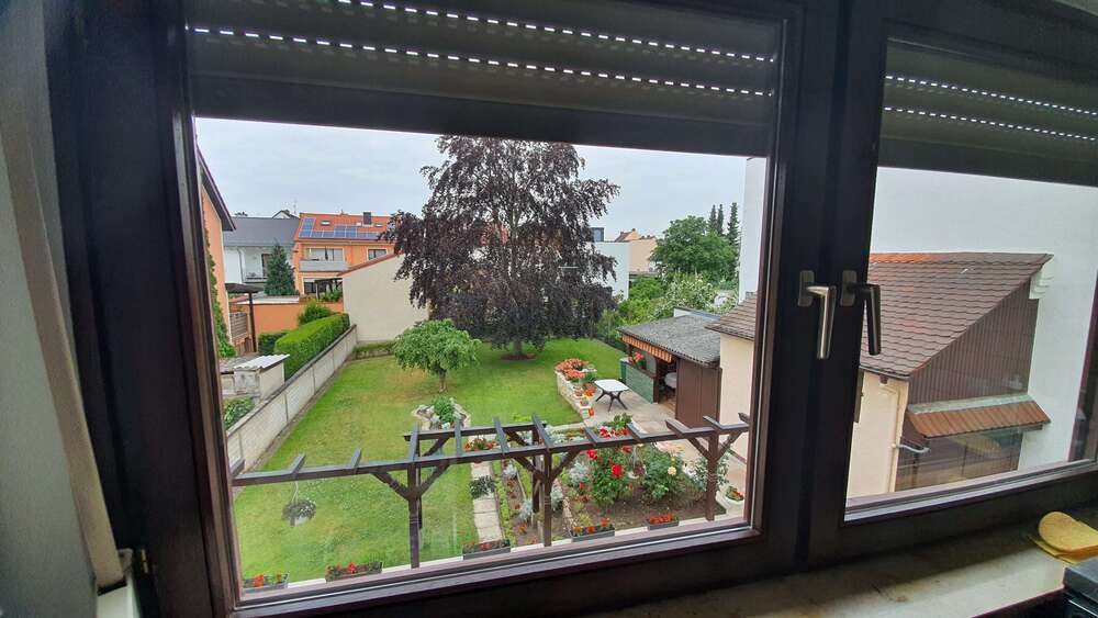 Etagenwohnung Heusenstamm - 3 Zimmer, 80 m&sup2;, 1.050&euro; | Angebot:26999821