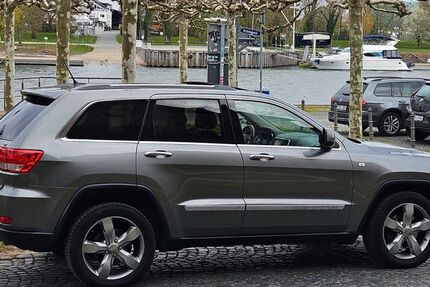 Jeep Grand Cherokee 259.876 km 13.990 &euro; Frankfurt am Main 65929