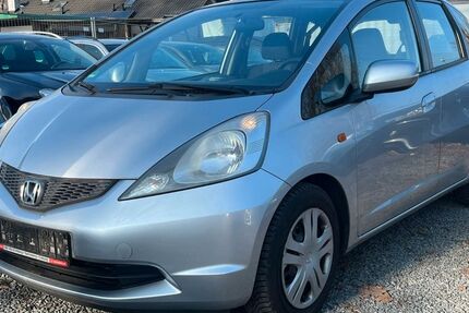 Honda Jazz 238.000 km 1.890 &euro; Frankfurt 65933