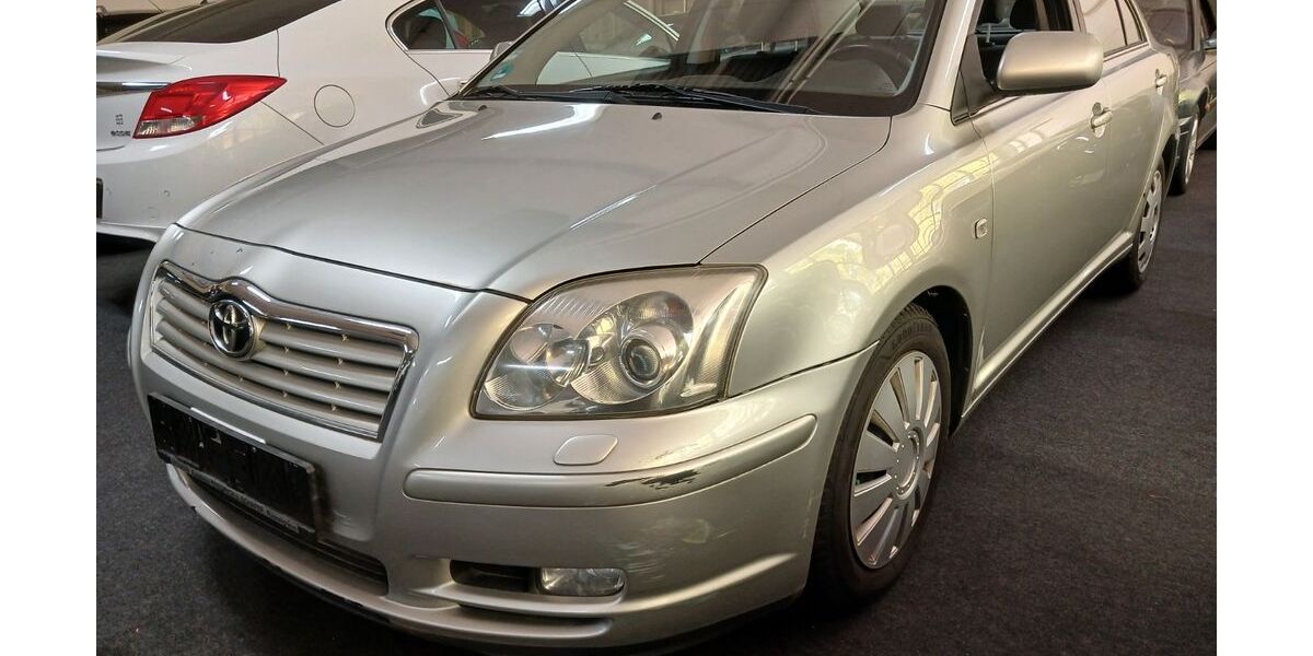 Toyota Avensis 133.000 km 6.900 &euro; Rüsselsheim 65428