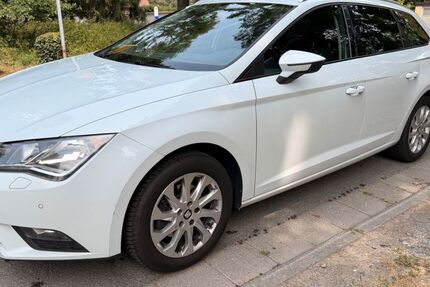 Seat Leon 208.000 km 3.899 &euro; Rossdorf 64380