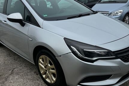 Opel Astra 191.000 km 3.500 &euro; Dietzenbach 63128