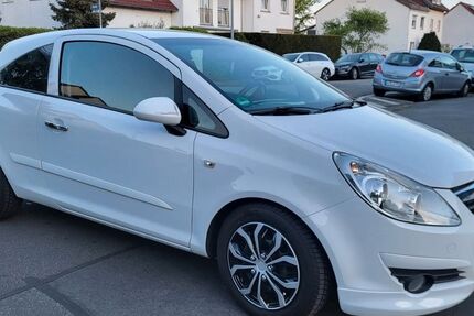 Opel Corsa 118.000 km 3.150 &euro; Rüsselsheim am Main 65428