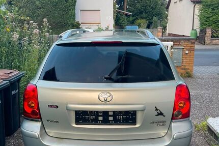 Toyota Avensis 245.000 km 2.700 &euro; Rodgau 63110